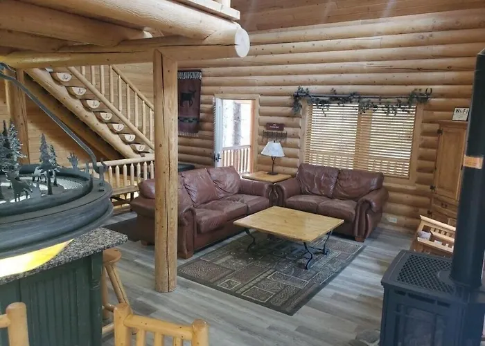 Summer Adventure Awaits! Hidden Pines- Yellowstone