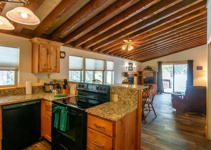 Timbers At Island Park Village Resort 2Br Condo